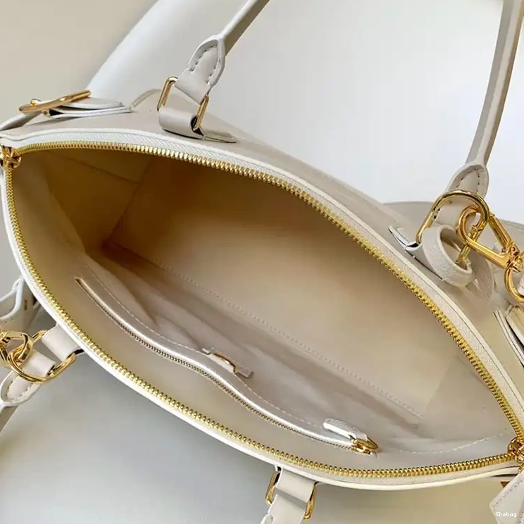 LV 2409YA0200 Bags 0731